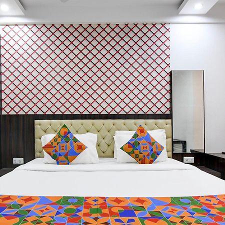 Fabhotel Prime Eco Park - New Town Калькутта Экстерьер фото