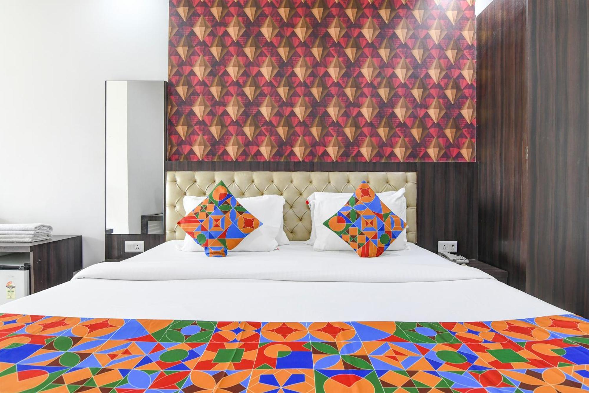 Fabhotel Prime Eco Park - New Town Калькутта Экстерьер фото