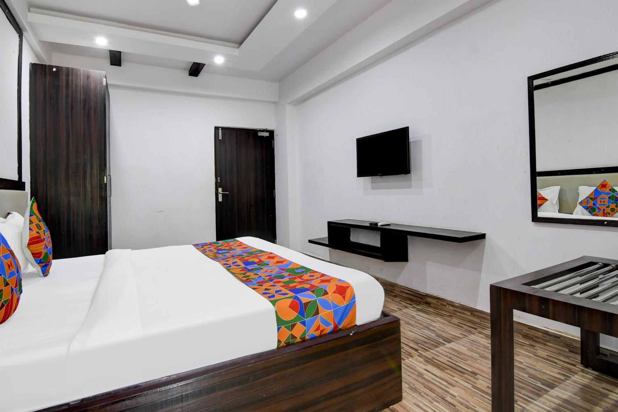 Fabhotel Prime Eco Park - New Town Калькутта Экстерьер фото