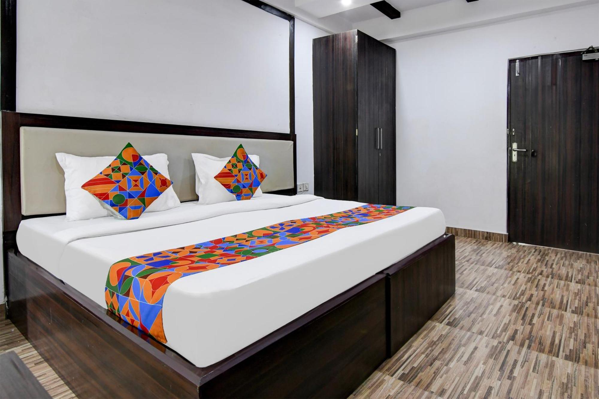 Fabhotel Prime Eco Park - New Town Калькутта Экстерьер фото