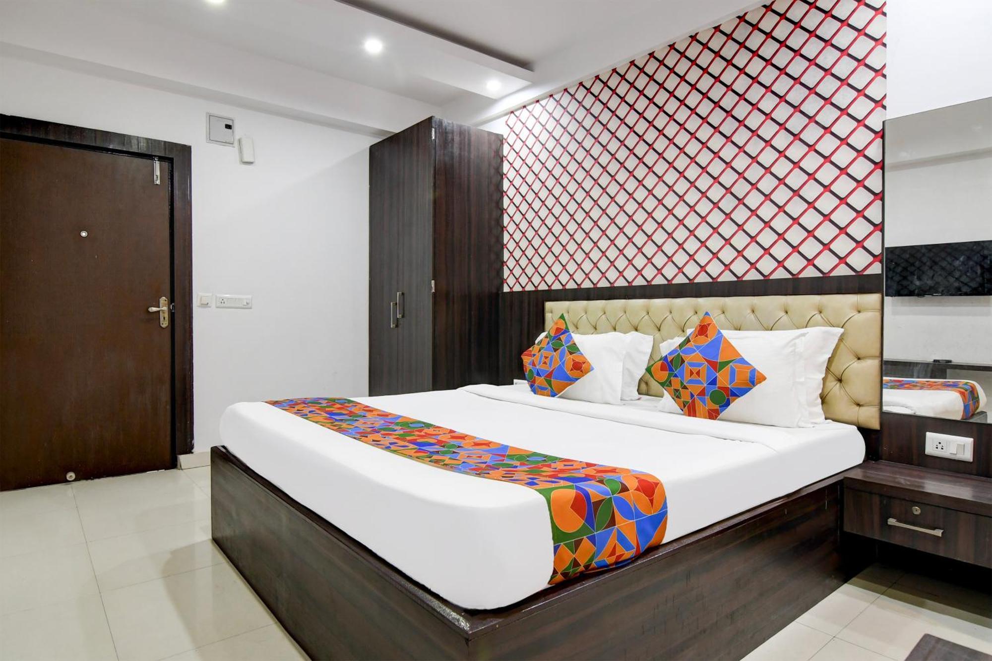 Fabhotel Prime Eco Park - New Town Калькутта Экстерьер фото
